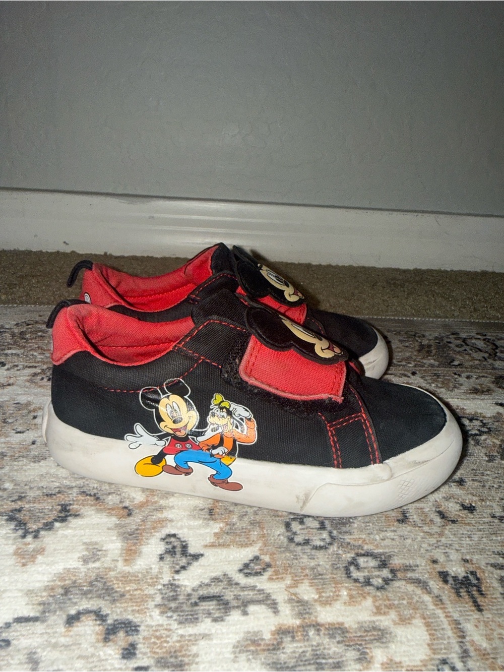Kids Black & Red Disney Jr Mouse Slip-On Velcro Sneakers